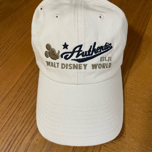Authentic Walt Disney World Embroidered Adjustable Beige Hat - Lid -Baseball Cap - Picture 1 of 13